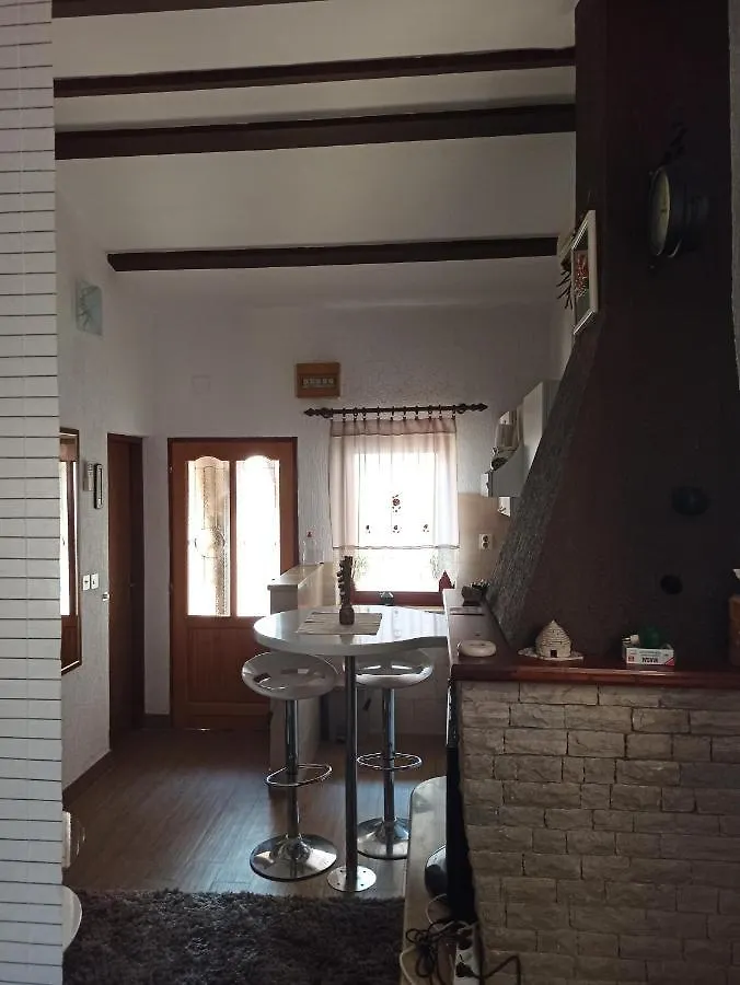 Adria Apartments PUY 0*, Pula