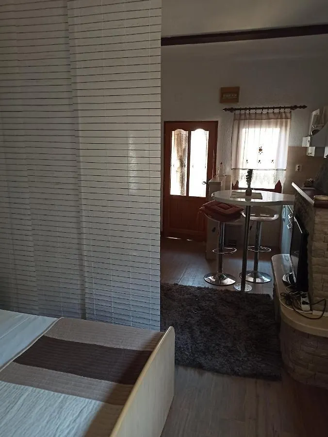 Adria Apartments PUY Croácia