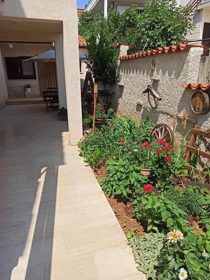 Adria Apartments PUY  Pula