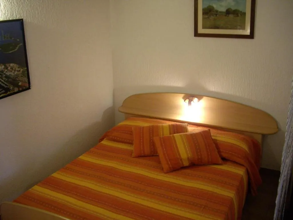 Adria Apartments PUY